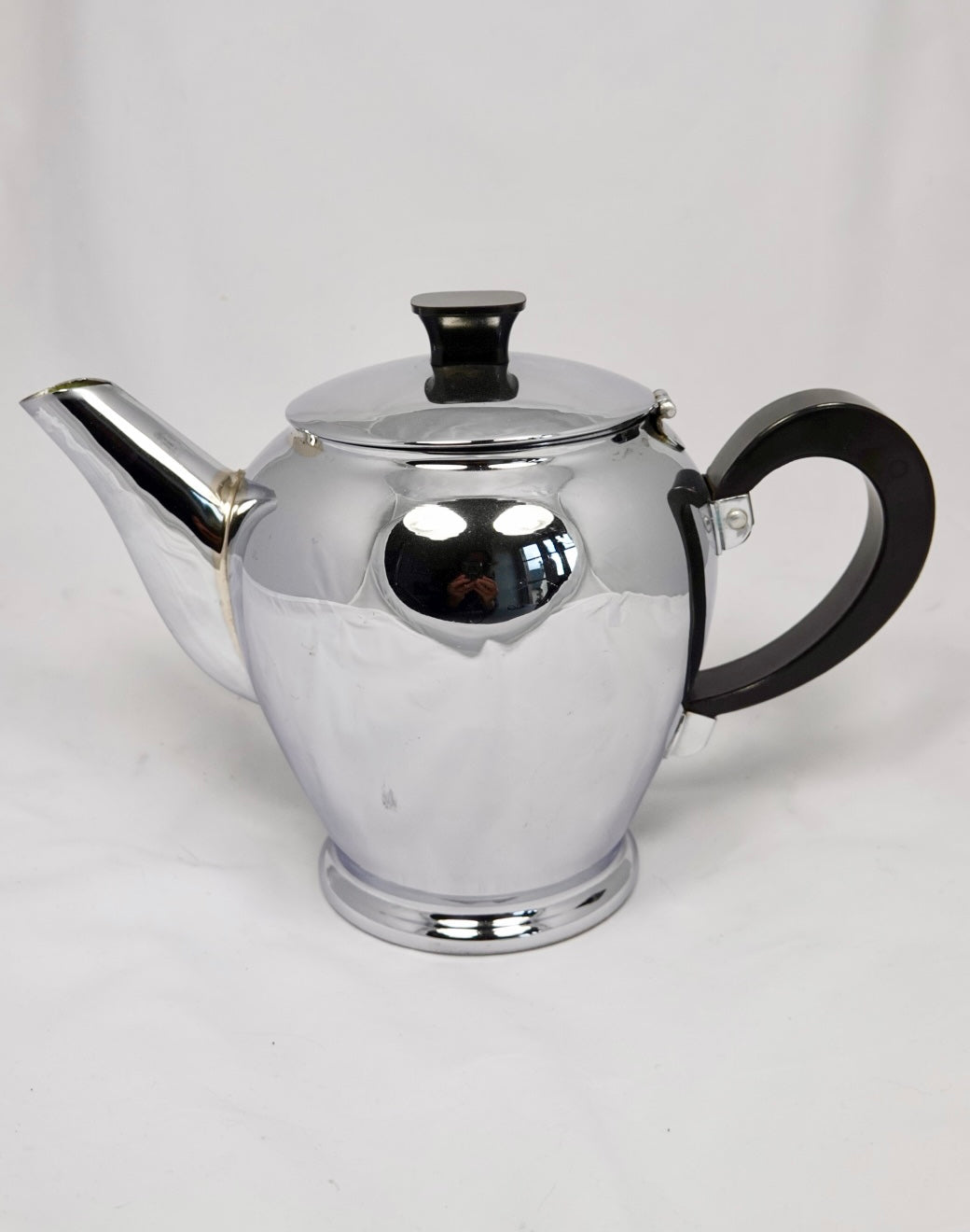 Vintage Chrome and Bakelite Tea Pot